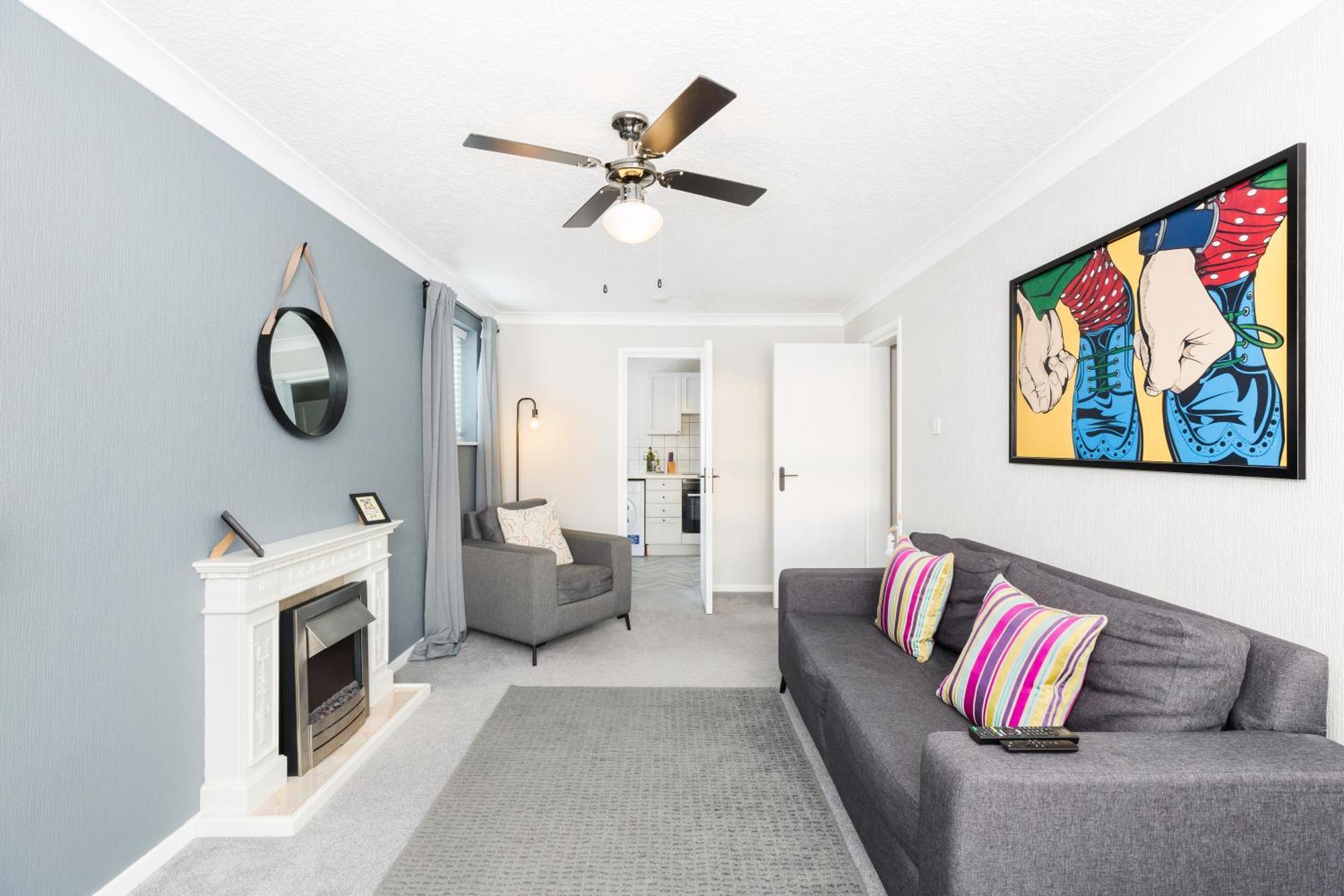 Modern 2-Bedroom Apartments With Free Parking In Leamington Spa Exterior foto