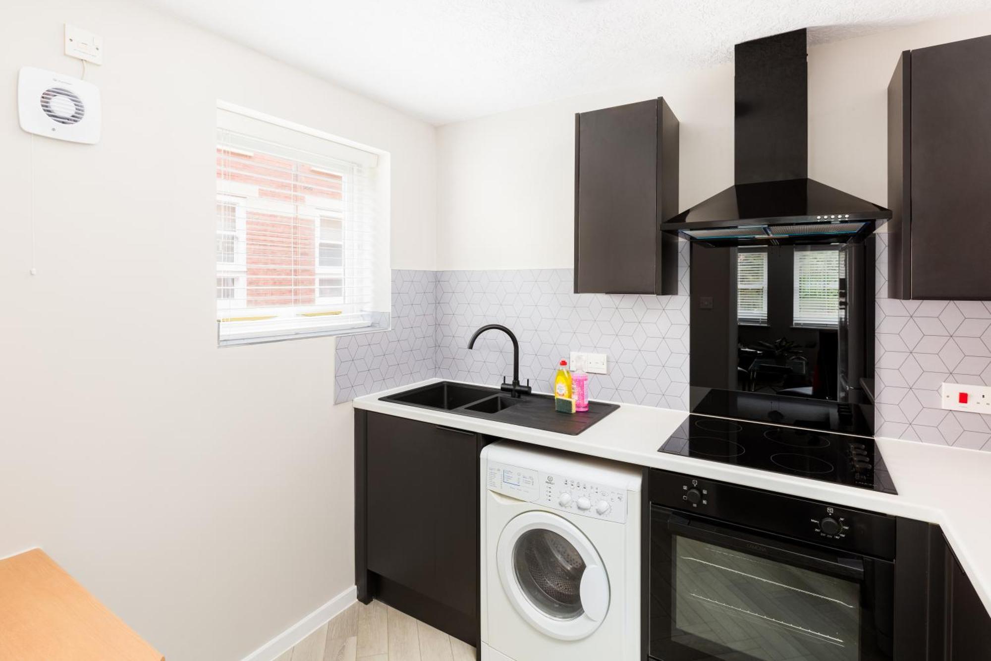 Modern 2-Bedroom Apartments With Free Parking In Leamington Spa Exterior foto