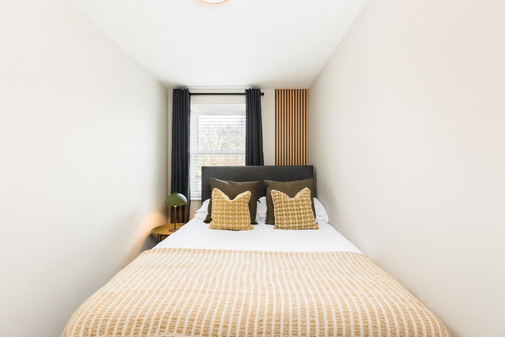 Modern 2-Bedroom Apartments With Free Parking In Leamington Spa Exterior foto